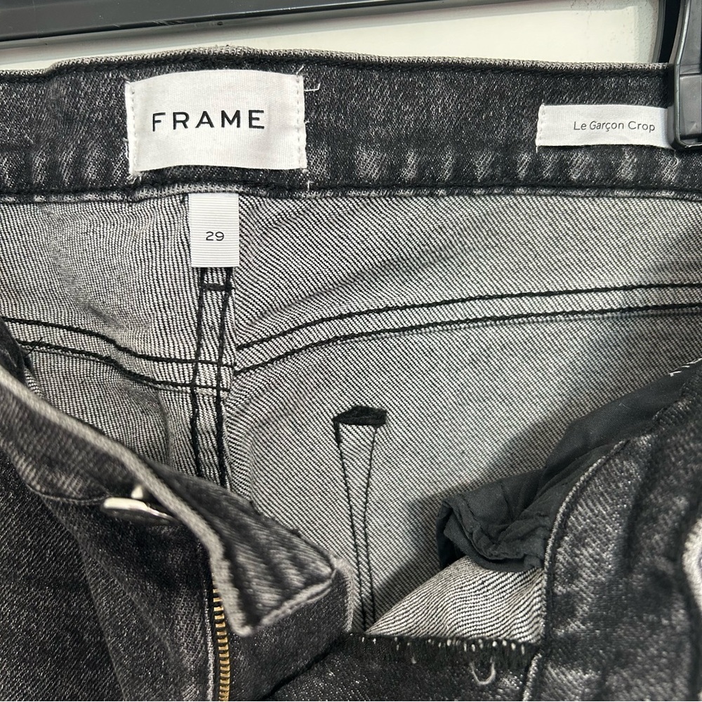 FRAME Le Garçon Cropped Jeans Sz 8 Black Distressed - Picture 4 of 10